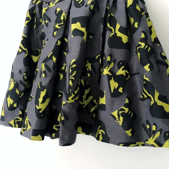 Banana Republic Gray Bold Print Skirt NWT - Picture 2 of 7